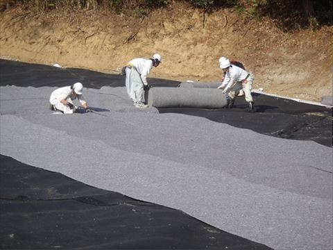 Construction of a dehydration cake disposal plant at a water purification plant