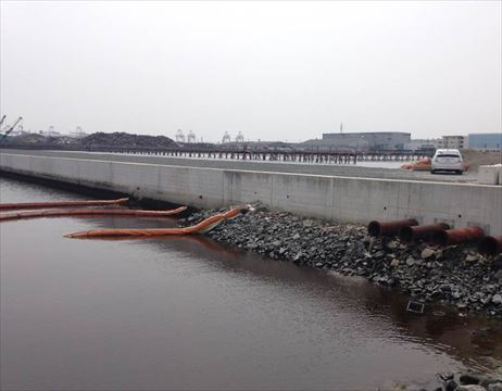 Aichi Port storage yard pumping mud (941)