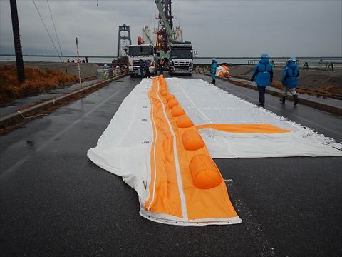 鳥取県　港岸壁築造工事(965)