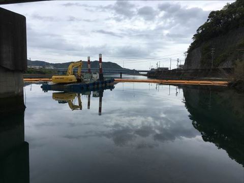 赤羽川橋りょう修繕工事