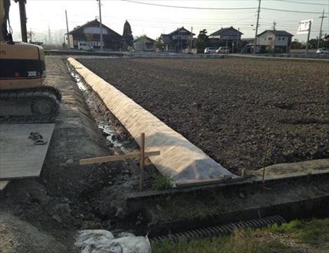 Toyama Prefecture General Prefectural Road Improvement, Filling, Weed Control and Erosion Prevention (1002)