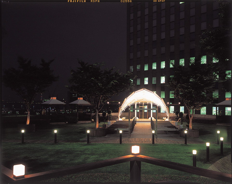 Hyatt Regency Osaka Garden Chapel