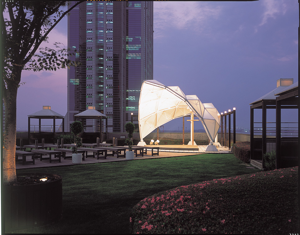 Hyatt Regency Osaka Garden Chapel