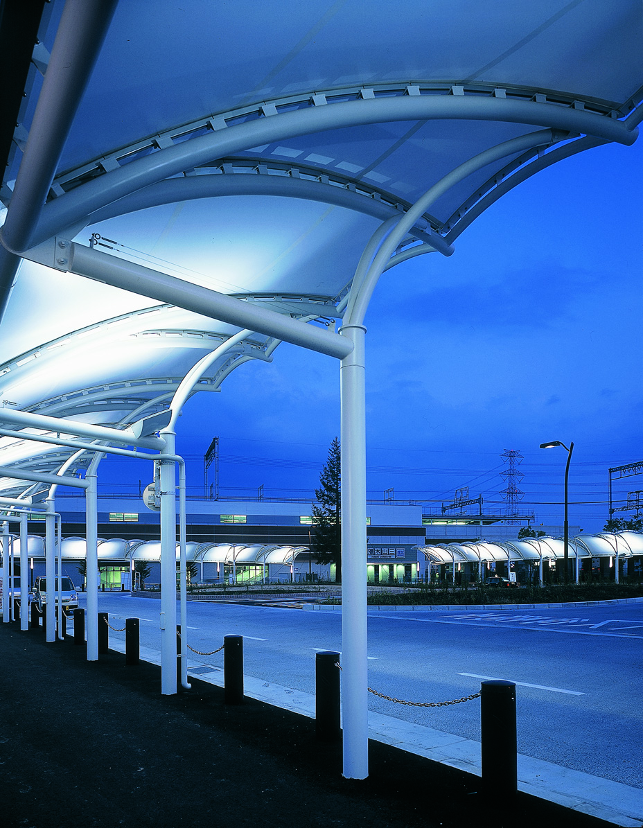 Bus shelter at JR Miyamaki Station