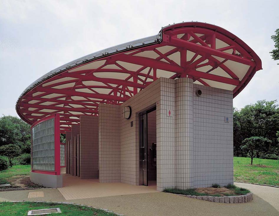 Toilets in Kyuhoji Ryokuchi Park Area C