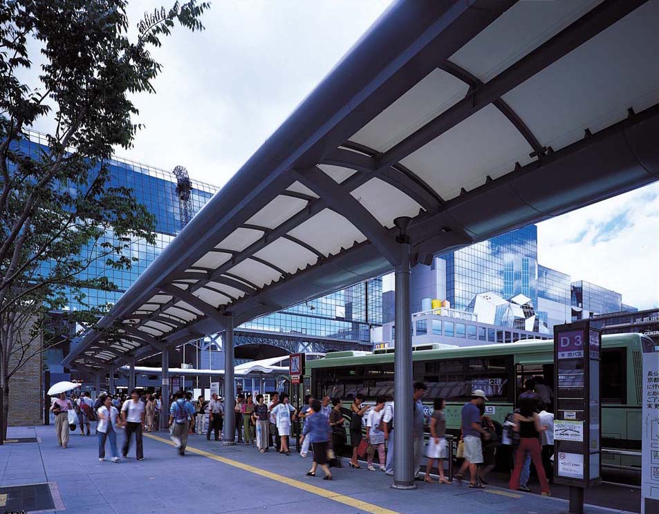 JR京都駅北口バス停ターミナル