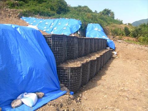 Kumamoto Pref. Construction of earth retaining wall for secondary disaster prevention (835)