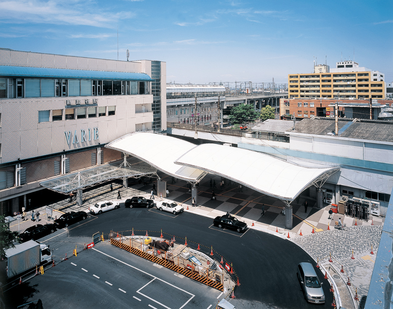 JR南越谷駅南口駅前広場