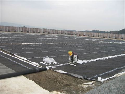 Fukushima Decontamination Soil Storage Operations Soft Ground Countermeasure Work (846)