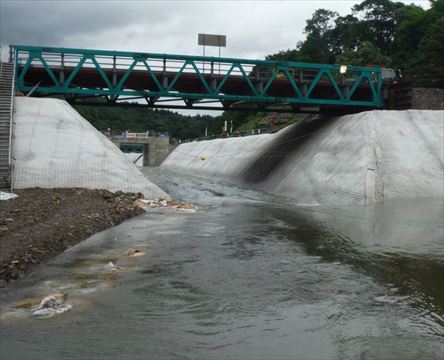 Aomori Prefecture Water Quality Conservation River Slope Protection Work 1 (521)